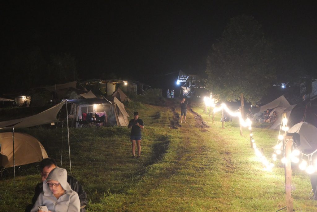 พีพีดูแลงานระบบเครื่องเสียง ไฟแสงสีงานคอนเสิร์ตภูมิมินท์ที่บ้านแม่่แดดน้อยโก-วา-เด 